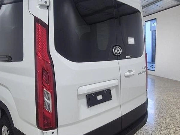 2026 Ldv Deliver 9 12 Seats Diesel Automatic RWD