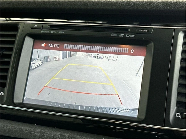 2017 Kia Carnival Platinum Automatic Front Wheel Drive